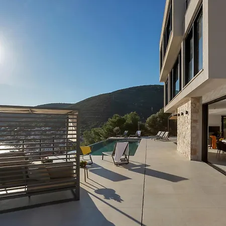Βίλα Issa Hills Infinity Pool & Panoramic Sea View