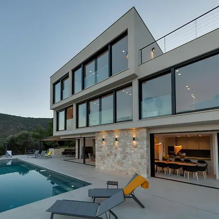 Βίλα Issa Hills Infinity Pool & Panoramic Sea View